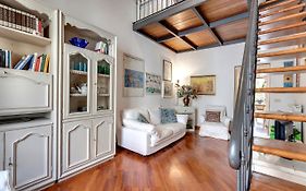 Gastone Apartment By Mamo Florence